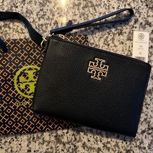 NWT Tory Burch Britten Large Zip Pouch